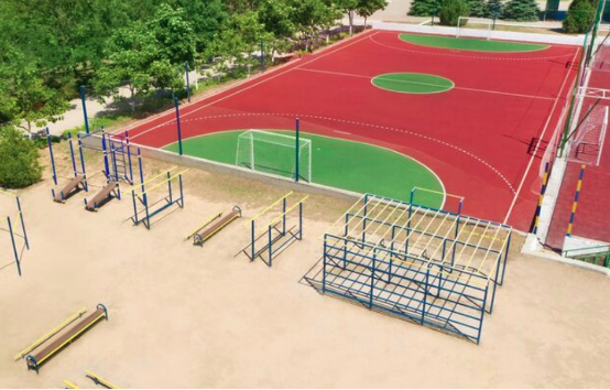 Factors to Consider When Choosing Court Resurfacing Services